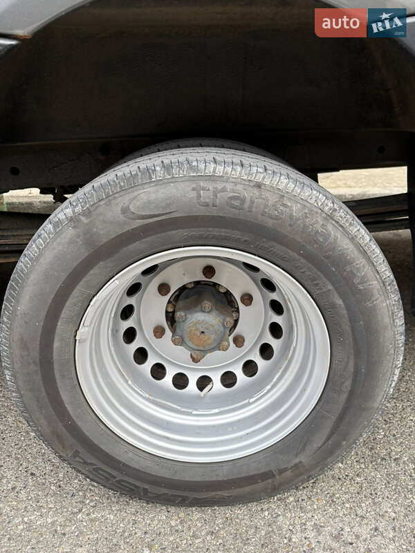 Вантажопасажирський фургон Mercedes-Benz Sprinter 2011 в Чернівцях