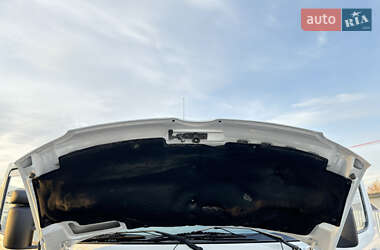 Другие грузовики Mercedes-Benz Sprinter 2002 в 
