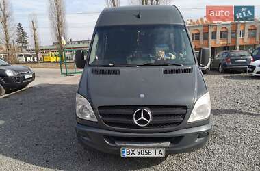 Грузопассажирский фургон Mercedes-Benz Sprinter 2010 в 