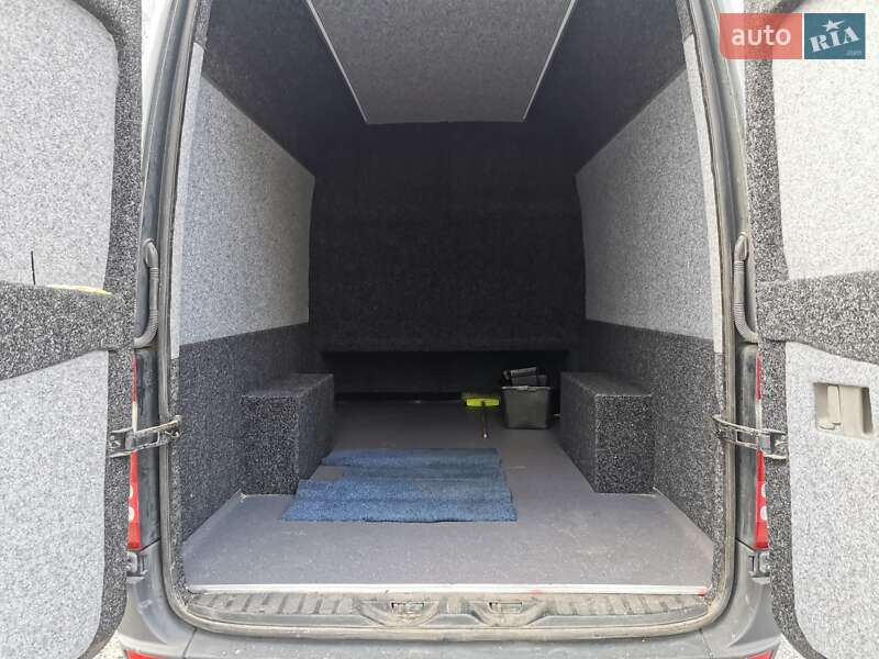 Грузопассажирский фургон Mercedes-Benz Sprinter 2010 в Хмельницком