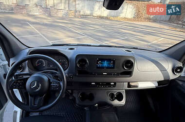 Другие грузовики Mercedes-Benz Sprinter 2020 в 