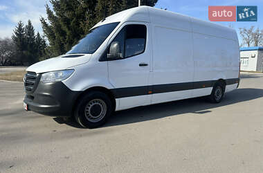 Грузовой фургон Mercedes-Benz Sprinter 2020 в 