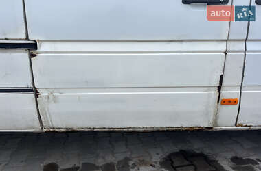 Вантажний фургон Mercedes-Benz Sprinter 2005 в 