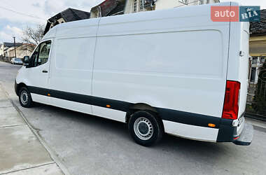 Грузовой фургон Mercedes-Benz Sprinter 2018 в 