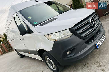 Грузовой фургон Mercedes-Benz Sprinter 2018 в 