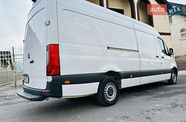 Грузовой фургон Mercedes-Benz Sprinter 2018 в 