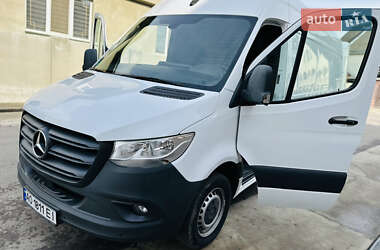 Грузовой фургон Mercedes-Benz Sprinter 2018 в 