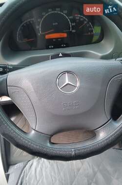 Микроавтобус Mercedes-Benz Sprinter 2004 в 