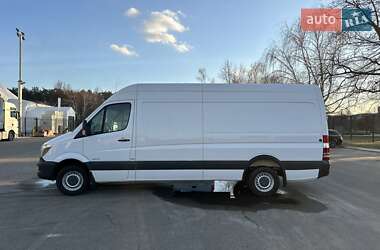 Грузовой фургон Mercedes-Benz Sprinter 2016 в 