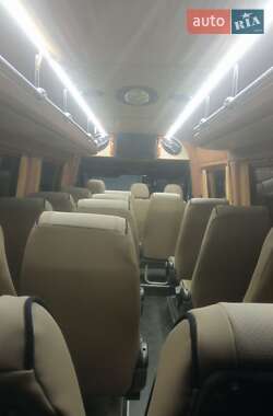 Туристичний / Міжміський автобус Mercedes-Benz Sprinter 2013 в 