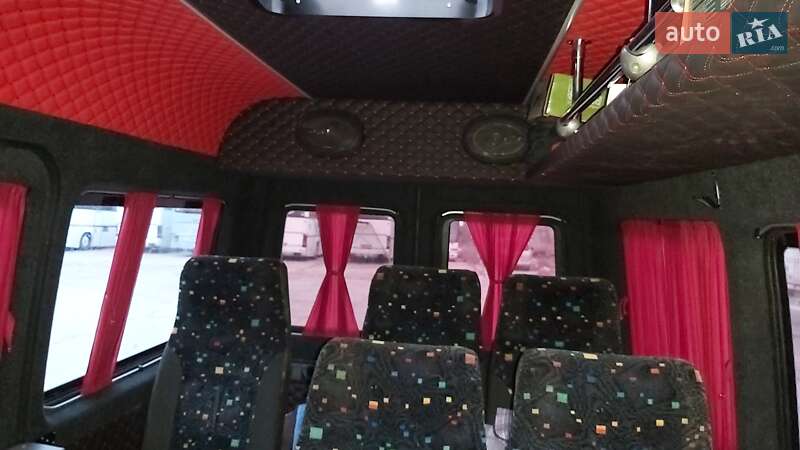 Туристический / Междугородний автобус Mercedes-Benz Sprinter 2004 в Николаеве