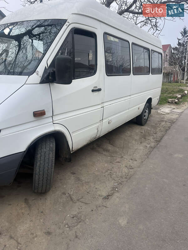 Городской автобус Mercedes-Benz Sprinter 2001 в Николаеве