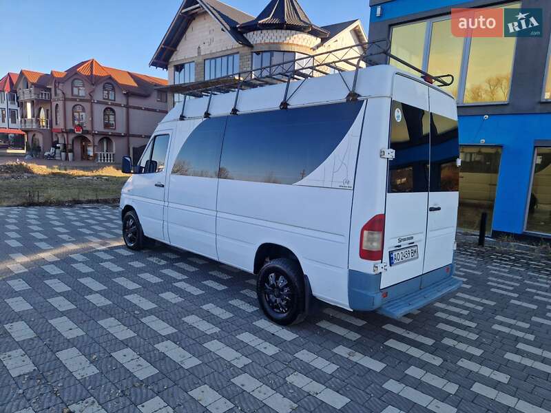 Мікроавтобус Mercedes-Benz Sprinter 2000 в Тячеві