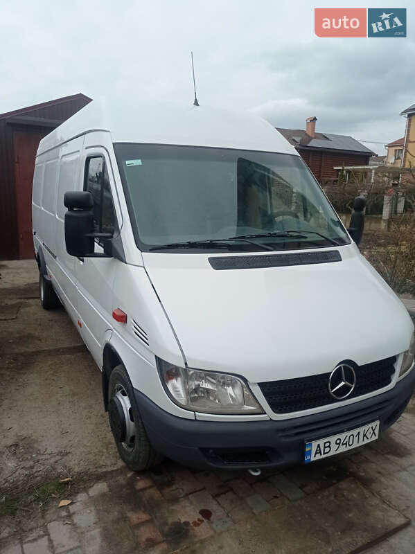 Грузовой фургон Mercedes-Benz Sprinter 2003 в Виннице