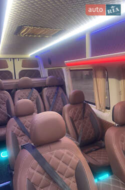 Микроавтобус Mercedes-Benz Sprinter 2017 в 