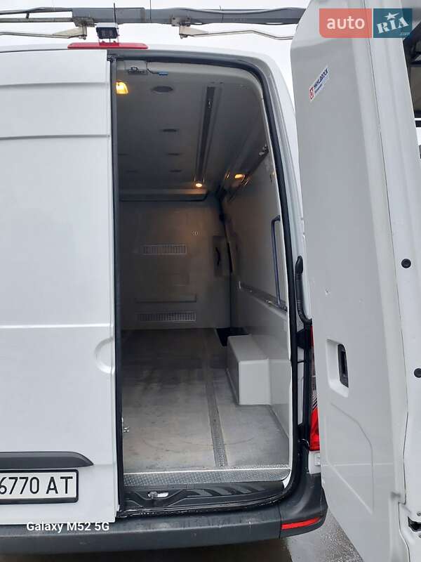 Грузовой фургон Mercedes-Benz Sprinter 2020 в Днепре