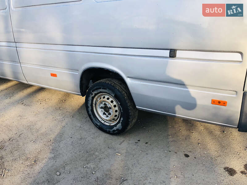 Грузовой фургон Mercedes-Benz Sprinter 2005 в Дрогобыче