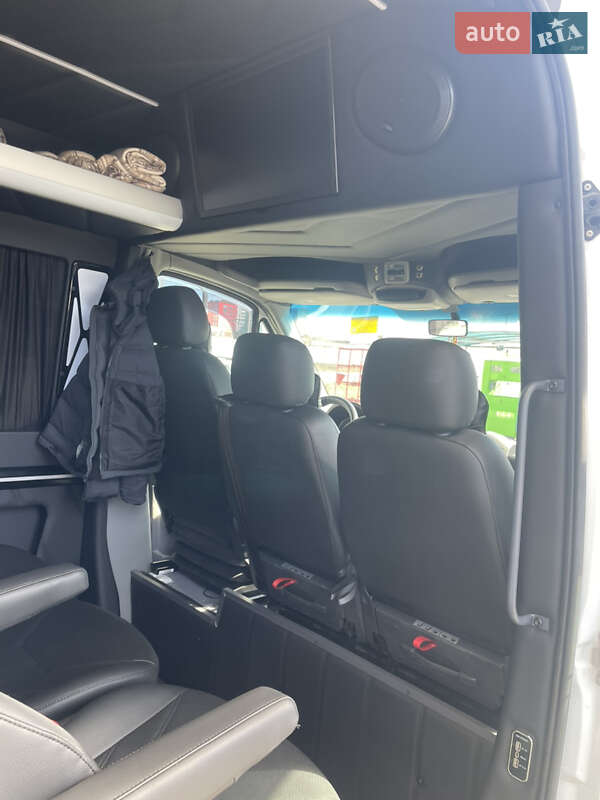 Грузопассажирский фургон Mercedes-Benz Sprinter 2017 в Тернополе фото 30 Грузопассажирский фургон Mercedes-Benz Sprinter 2017 в Тернополе
