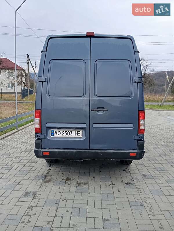 Мікроавтобус Mercedes-Benz Sprinter 2005 в Ужгороді