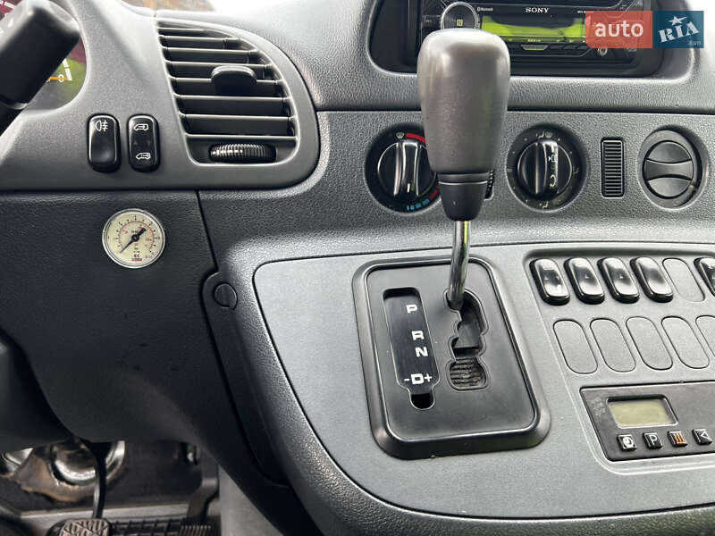 Автовоз Mercedes-Benz Sprinter 2002 в Виннице