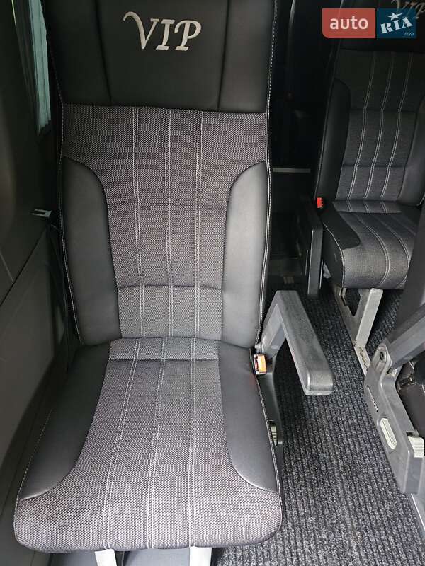Туристичний / Міжміський автобус Mercedes-Benz Sprinter 2013 в Березному
