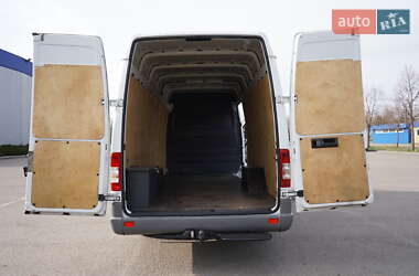 Грузовой фургон Mercedes-Benz Sprinter 2006 в 