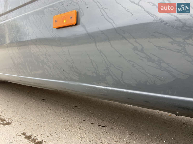 Вантажний фургон Mercedes-Benz Sprinter 2005 в Львові