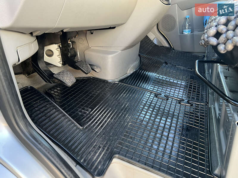 Микроавтобус Mercedes-Benz Sprinter 2013 в Коростене
