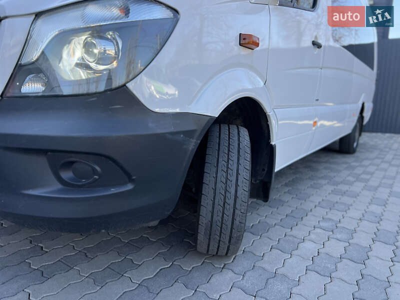 Туристический / Междугородний автобус Mercedes-Benz Sprinter 2014 в Черновцах