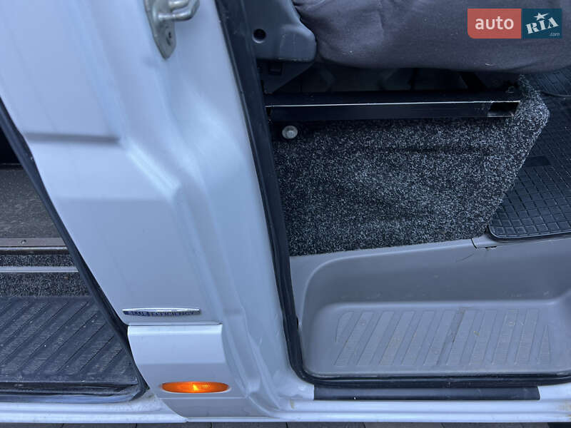 Туристический / Междугородний автобус Mercedes-Benz Sprinter 2014 в Черновцах