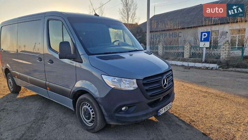 Микроавтобус Mercedes-Benz Sprinter 2019 в Великой Александровке фото 9 Микроавтобус Mercedes-Benz Sprinter 2019 в Великой Александровке