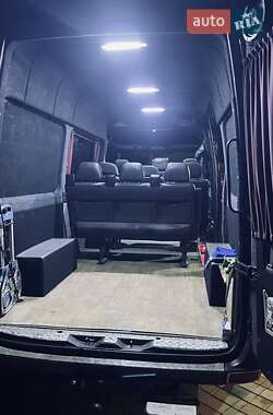 Микроавтобус Mercedes-Benz Sprinter 2010 в 