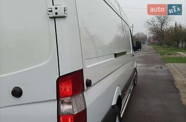Грузовой фургон Mercedes-Benz Sprinter 2014 в 