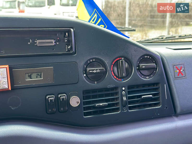 Туристичний / Міжміський автобус Mercedes-Benz Sprinter 2000 в Дніпрі