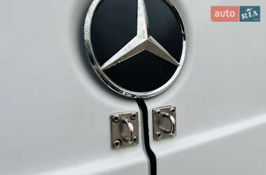 Вантажний фургон Mercedes-Benz Sprinter 2017 в 