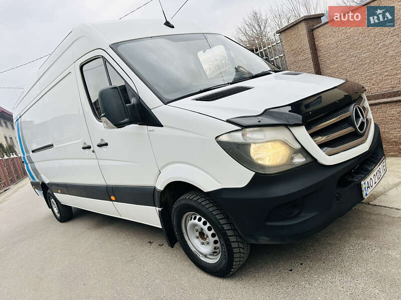 Грузовой фургон Mercedes-Benz Sprinter 2017 в Тячеве