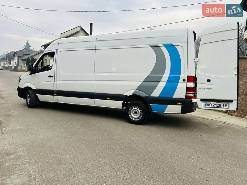 Грузовой фургон Mercedes-Benz Sprinter 2017 в Тячеве