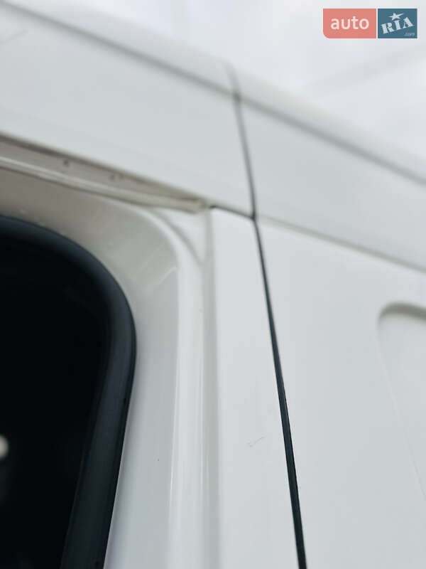 Грузовой фургон Mercedes-Benz Sprinter 2017 в Тячеве