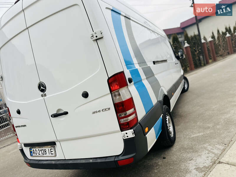 Грузовой фургон Mercedes-Benz Sprinter 2017 в Тячеве