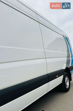 Вантажний фургон Mercedes-Benz Sprinter 2017 в 
