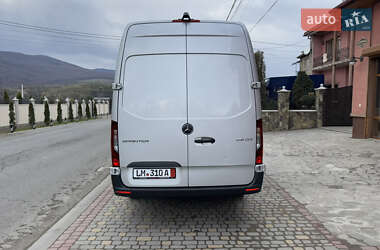 Вантажний фургон Mercedes-Benz Sprinter 2020 в 