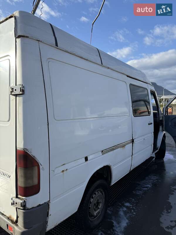 Мікроавтобус Mercedes-Benz Sprinter 1997 в Хусті