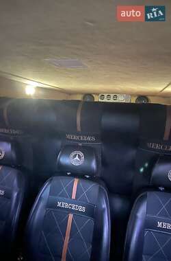 Мікроавтобус Mercedes-Benz Sprinter 2005 в 