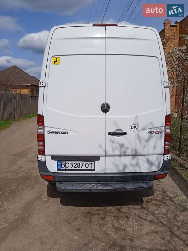 Мікроавтобус Mercedes-Benz Sprinter 2013 в Кривому Розі