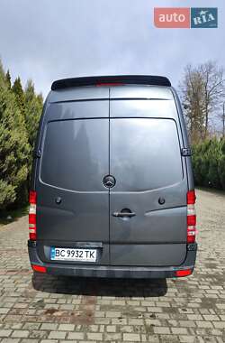 Грузовой фургон Mercedes-Benz Sprinter 2015 в 