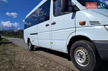 Микроавтобус Mercedes-Benz Sprinter 2004 в 