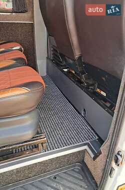 Микроавтобус Mercedes-Benz Sprinter 2004 в 