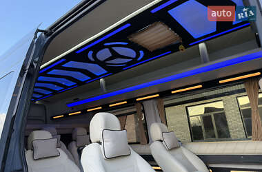 Микроавтобус Mercedes-Benz Sprinter 2017 в 