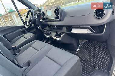Грузовой фургон Mercedes-Benz Sprinter 2021 в 