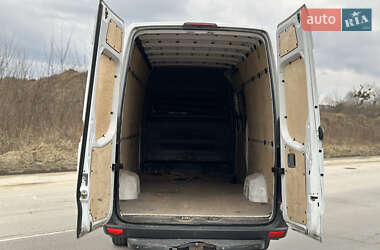 Грузовой фургон Mercedes-Benz Sprinter 2014 в 